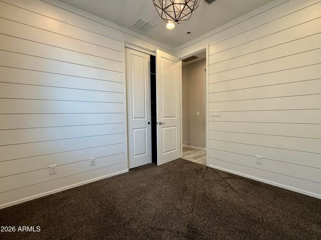 9464 W FALLEN LEAF Lane, Peoria, AZ 85383