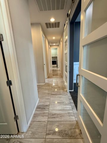 9464 W FALLEN LEAF Lane, Peoria, AZ 85383