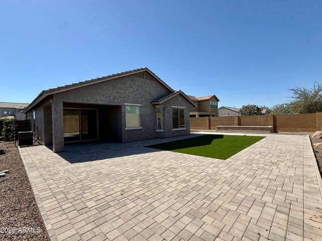 9464 W FALLEN LEAF Lane, Peoria, AZ 85383