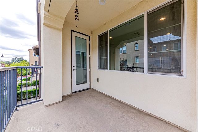 809 N Dalton 104, Azusa, CA 91702