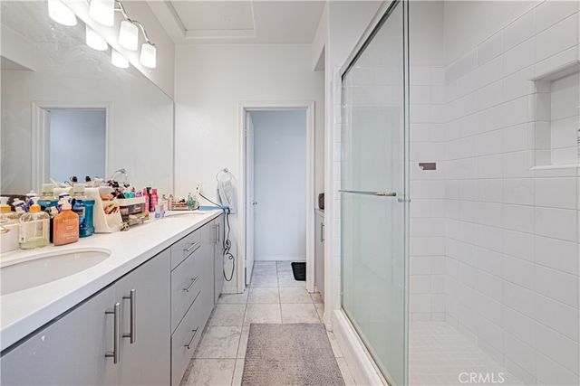 809 N Dalton 104, Azusa, CA 91702