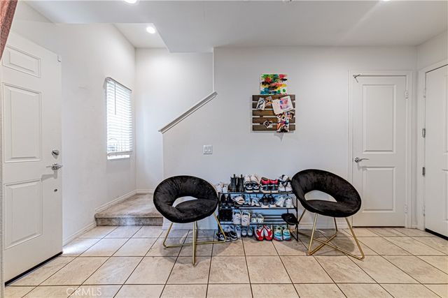 809 N Dalton 104, Azusa, CA 91702