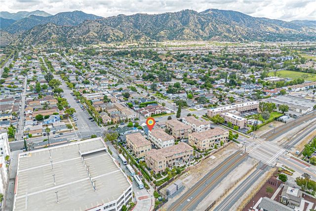 809 N Dalton 104, Azusa, CA 91702