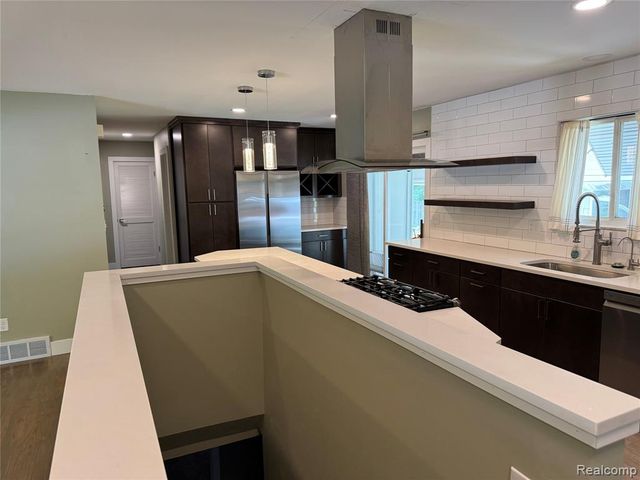 1103 Ravenwood Street, Ann Arbor, MI 48103