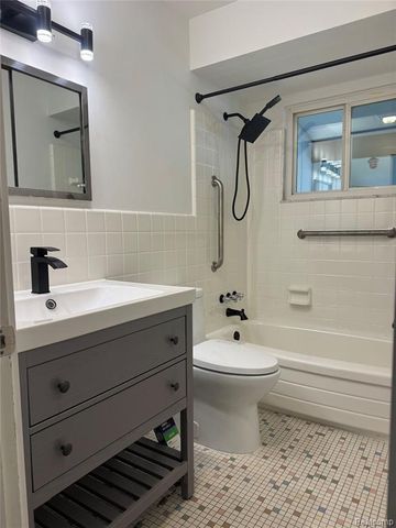 1103 Ravenwood Street, Ann Arbor, MI 48103