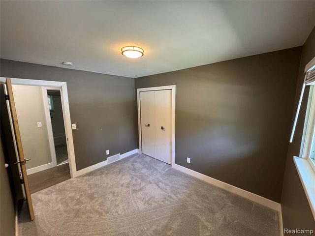 1103 Ravenwood Street, Ann Arbor, MI 48103