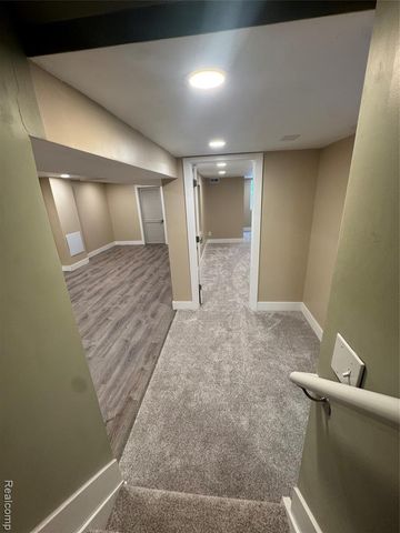 1103 Ravenwood Street, Ann Arbor, MI 48103