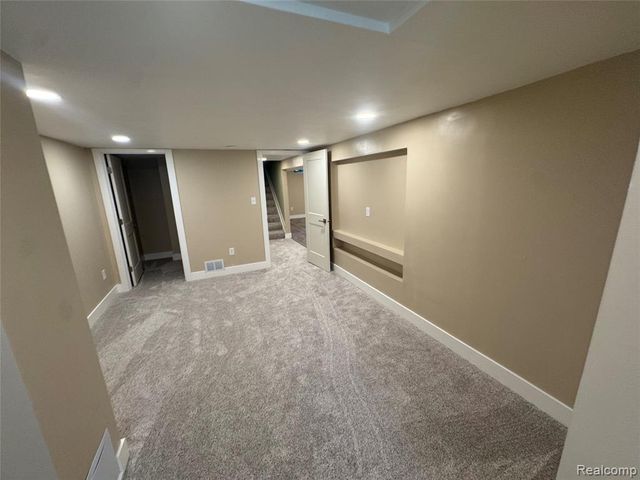 1103 Ravenwood Street, Ann Arbor, MI 48103