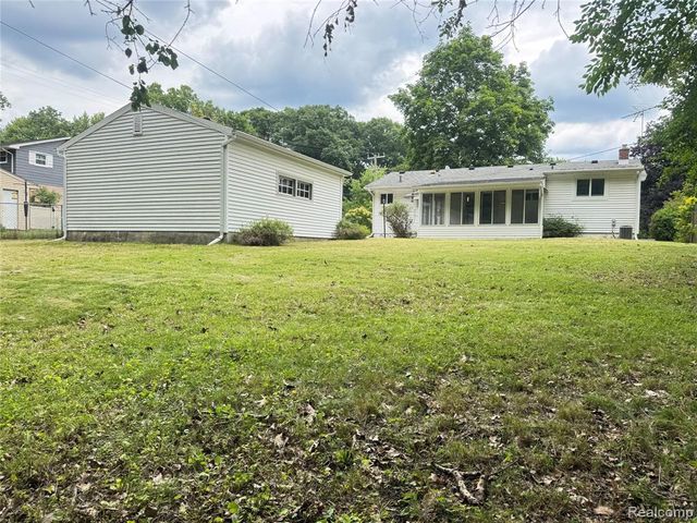 1103 Ravenwood Street, Ann Arbor, MI 48103