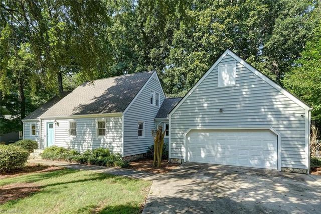102 Quakerwood Drive, Archdale, NC 27263