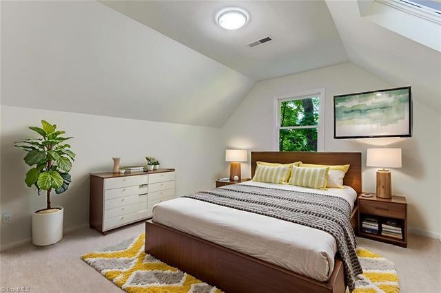 102 Quakerwood Drive, Archdale, NC 27263