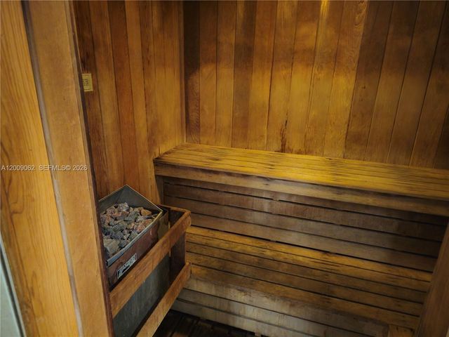 9460 Tangerine Pl 104, Davie, FL 33324