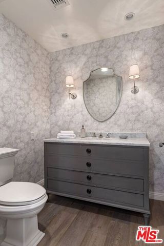 12695 Promontory Road, Los Angeles, CA 90049