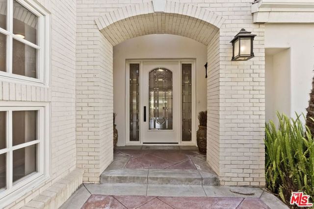 12695 Promontory Road, Los Angeles, CA 90049