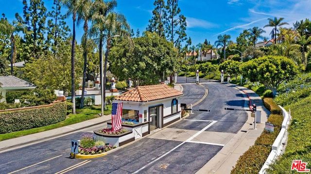 12695 Promontory Road, Los Angeles, CA 90049
