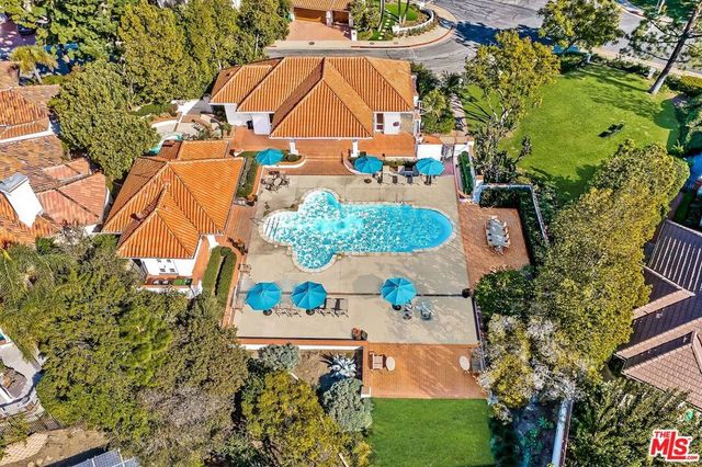 12695 Promontory Road, Los Angeles, CA 90049