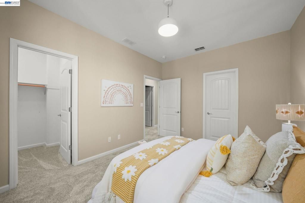 Image 16 of property listing at 2703 Tribune Ave, Hayward, CA 94542