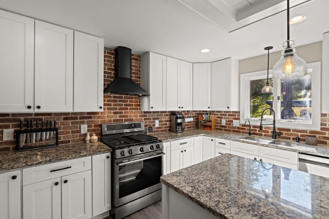 13133 Fillmore Street, Crown Point, IN 46307