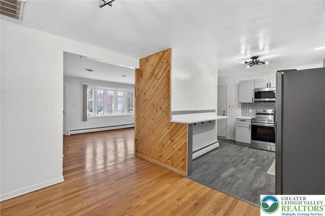 58 Colonial Road, Hanover Twp, PA 18109