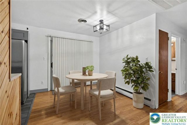 58 Colonial Road, Hanover Twp, PA 18109