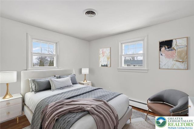 58 Colonial Road, Hanover Twp, PA 18109