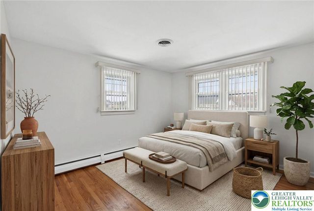 58 Colonial Road, Hanover Twp, PA 18109