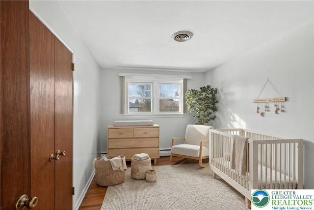 58 Colonial Road, Hanover Twp, PA 18109