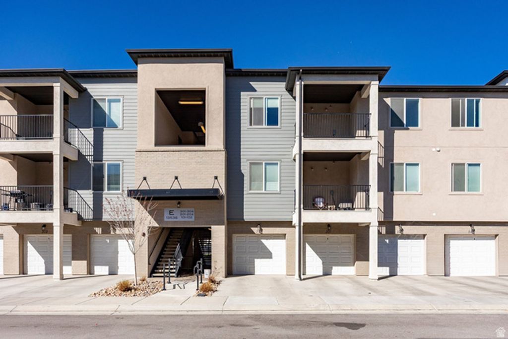Image 1 of property listing at 13536 S POOLE DR #E303, Riverton, UT 84096