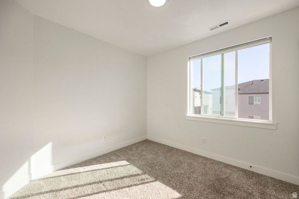 Image 15 of property listing at 13536 S POOLE DR #E303, Riverton, UT 84096