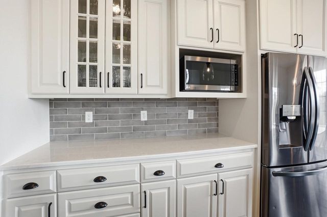 N87W25037 Bay COURT, Lisbon, WI 53089