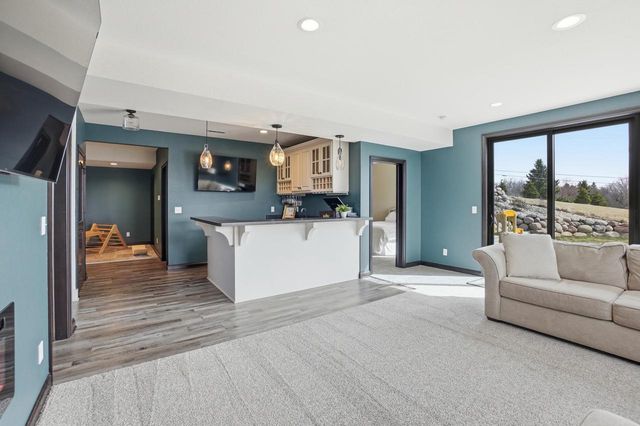 N87W25037 Bay COURT, Lisbon, WI 53089