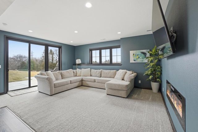 N87W25037 Bay COURT, Lisbon, WI 53089