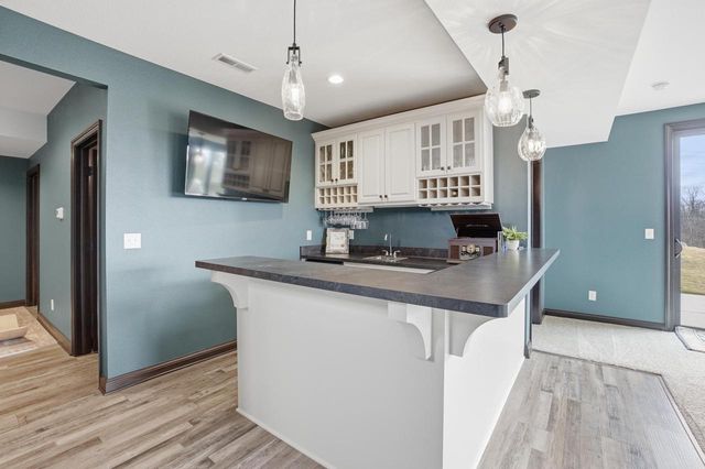 N87W25037 Bay COURT, Lisbon, WI 53089