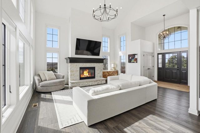 N87W25037 Bay COURT, Lisbon, WI 53089