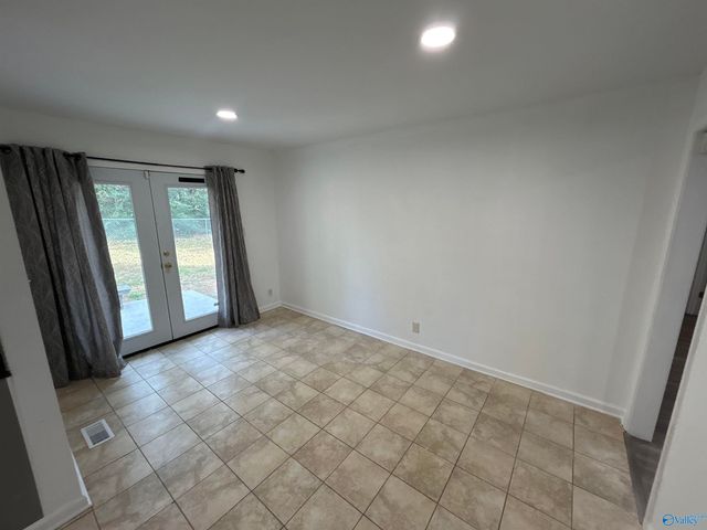 6202 Valley Park Drive, Huntsville, AL 35810