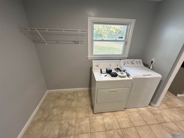 6202 Valley Park Drive, Huntsville, AL 35810