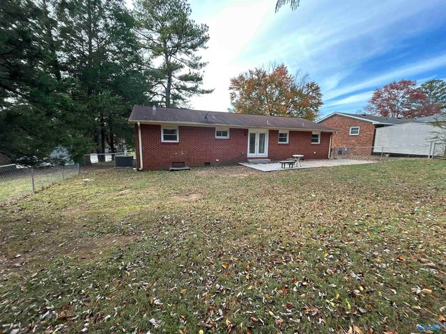 6202 Valley Park Drive, Huntsville, AL 35810