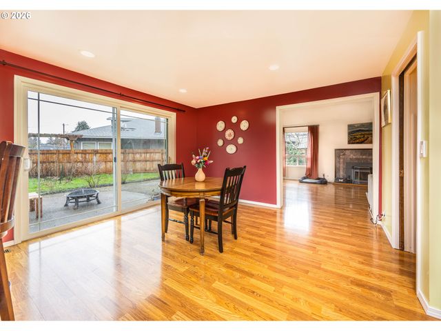 215 JONQUIL Ave, Eugene, OR 97404