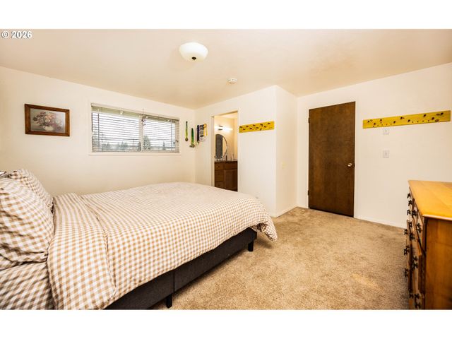 215 JONQUIL Ave, Eugene, OR 97404