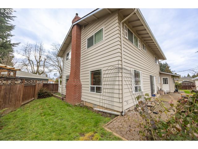 215 JONQUIL Ave, Eugene, OR 97404
