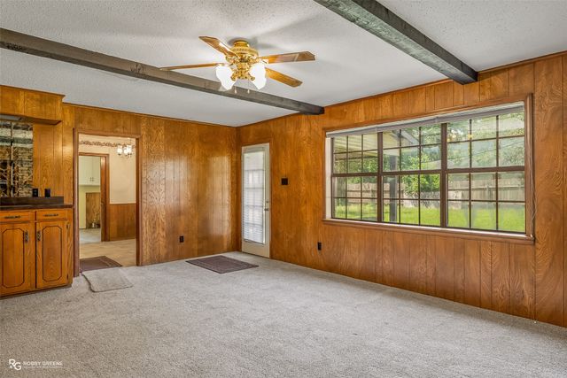 209 Winterwood Drive, Shreveport, LA 71106