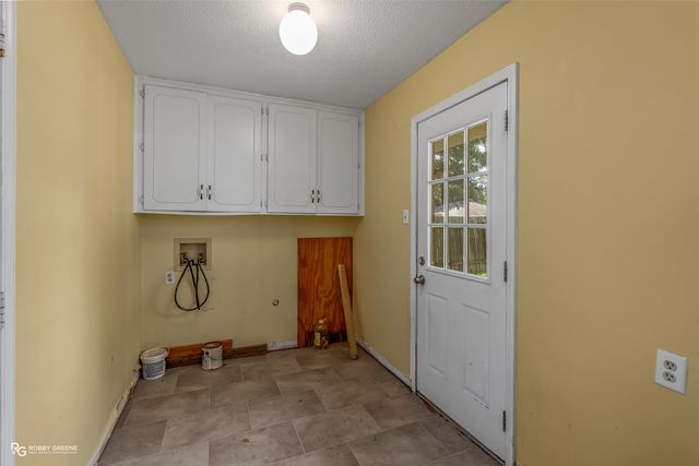 209 Winterwood Drive, Shreveport, LA 71106