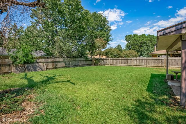 209 Winterwood Drive, Shreveport, LA 71106