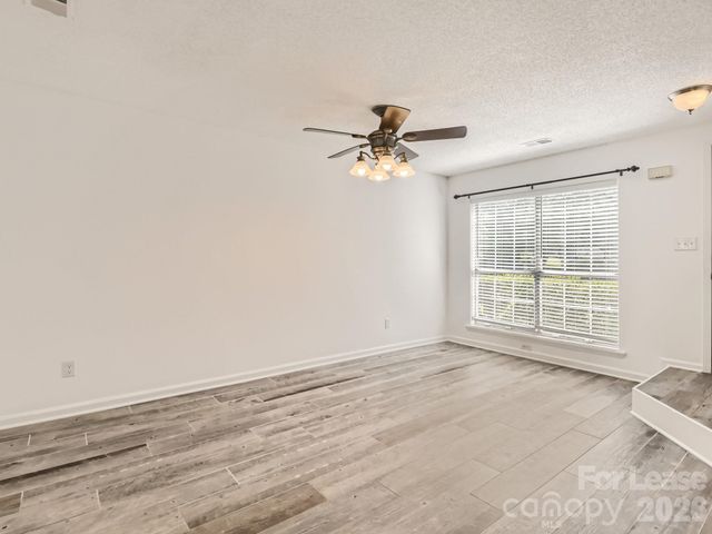 8281 Golf Ridge Drive, Charlotte, NC 28277