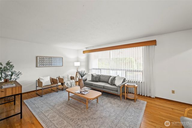 14516 SE 178th Place, Renton, WA 98058