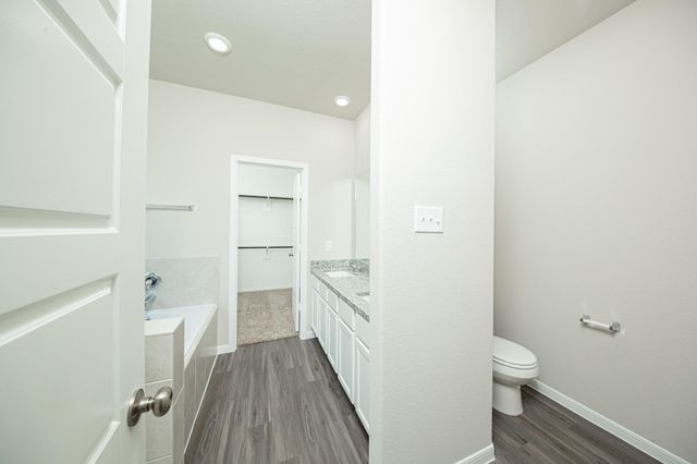 3050 Nickell Back Drive, Conroe, TX 77301