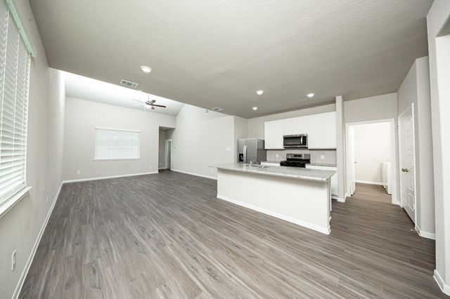 3050 Nickell Back Drive, Conroe, TX 77301