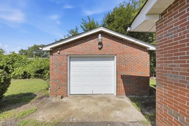 124 Allard RD, Portsmouth, VA 23701