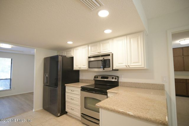 139 TARRASA Drive, Jacksonville, FL 32225