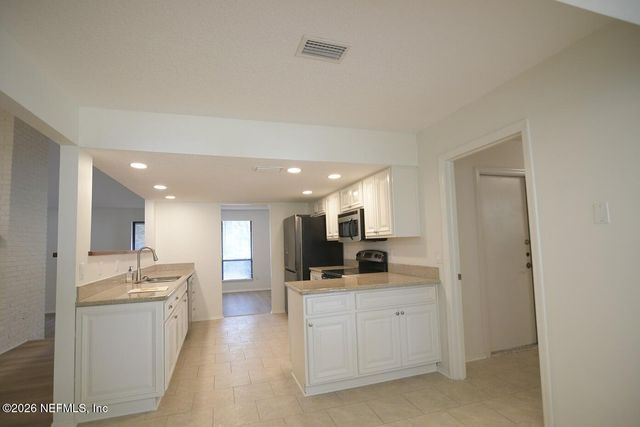 139 TARRASA Drive, Jacksonville, FL 32225